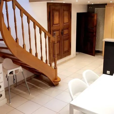 Le Petit De Meuse Holiday home *