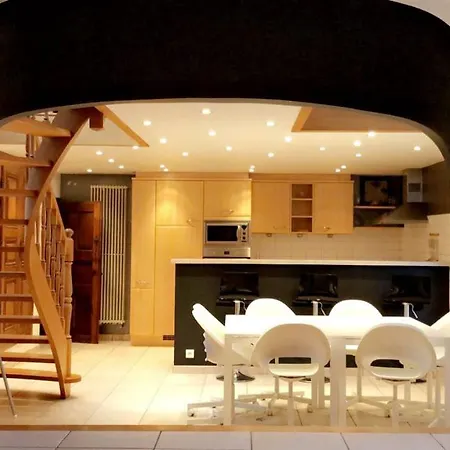 Le Petit De Meuse プロフォンドヴィル